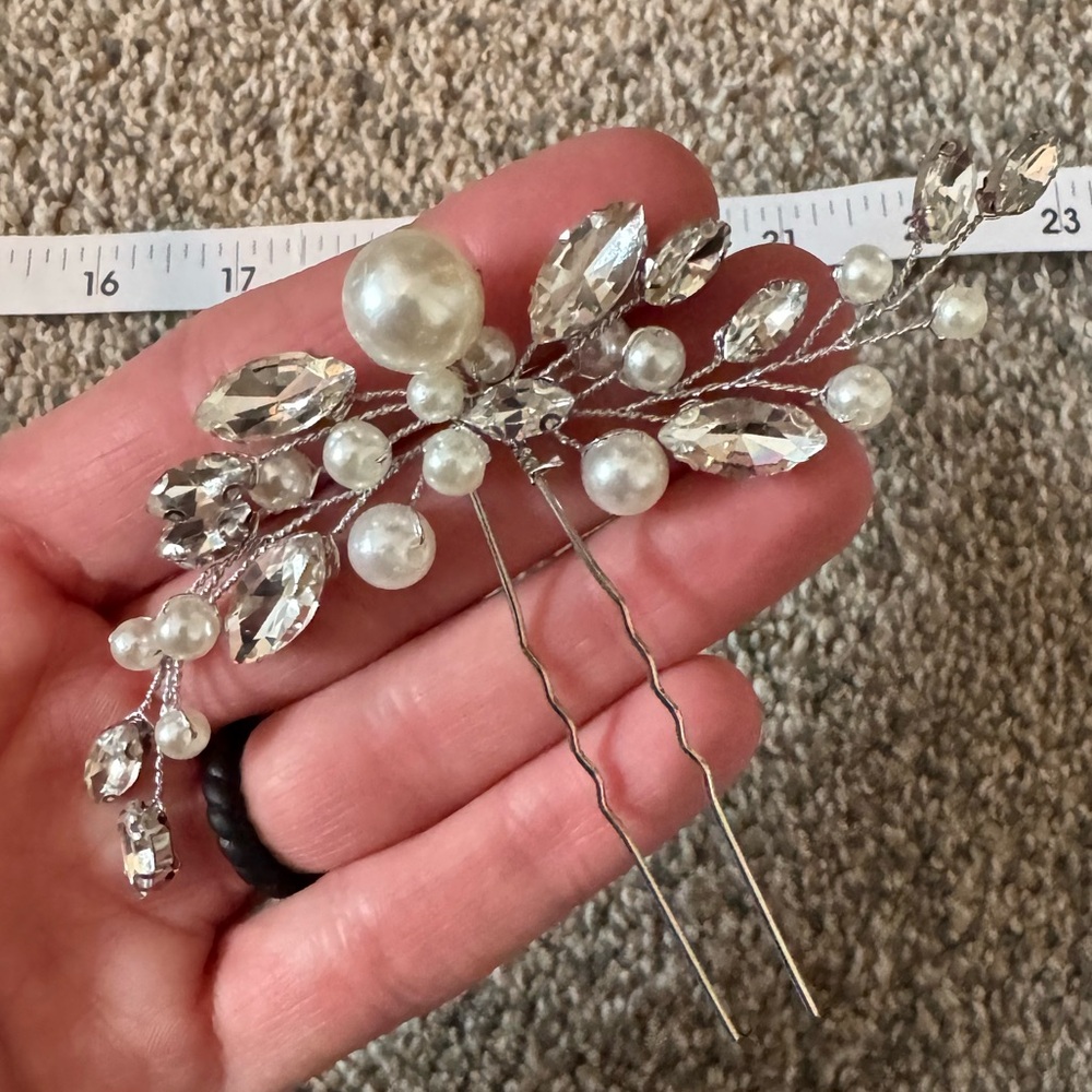 Silver, pearl, and crystal hair pin